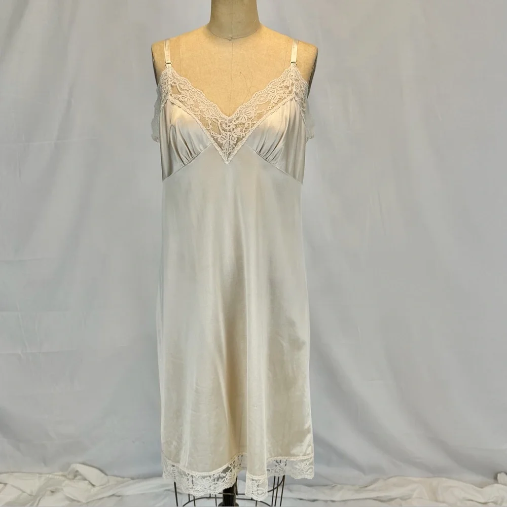 VINTAGE silky nylon lace full dress slip‎ midi chemise lingerie layer beige 70s